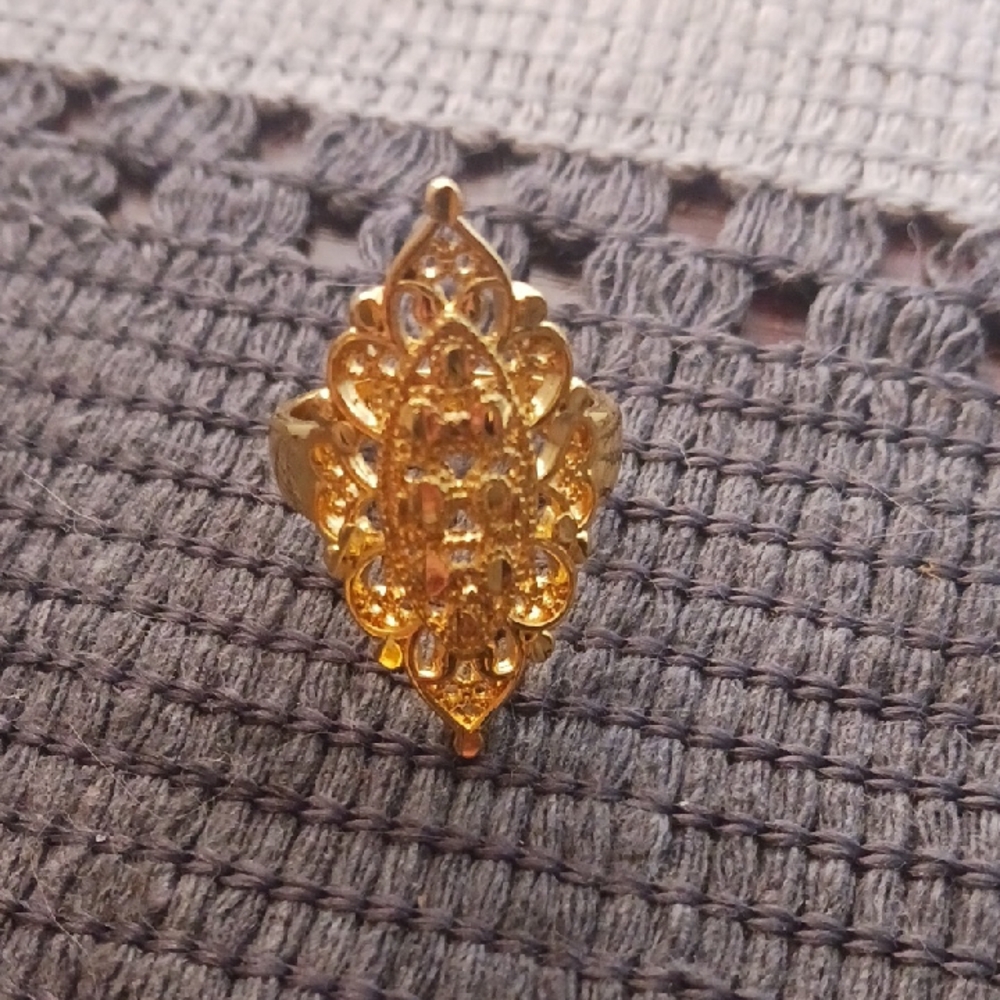 Elegant  24k Gold Plated Women's Ring